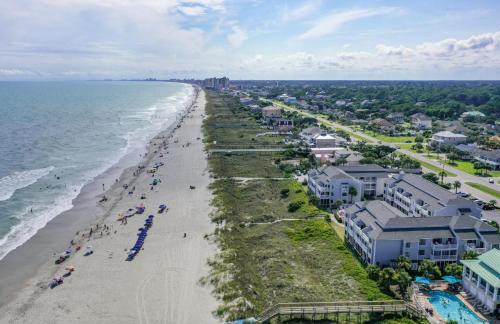 Ocean Drive Apartment | Sea Cloisters 303A Condo