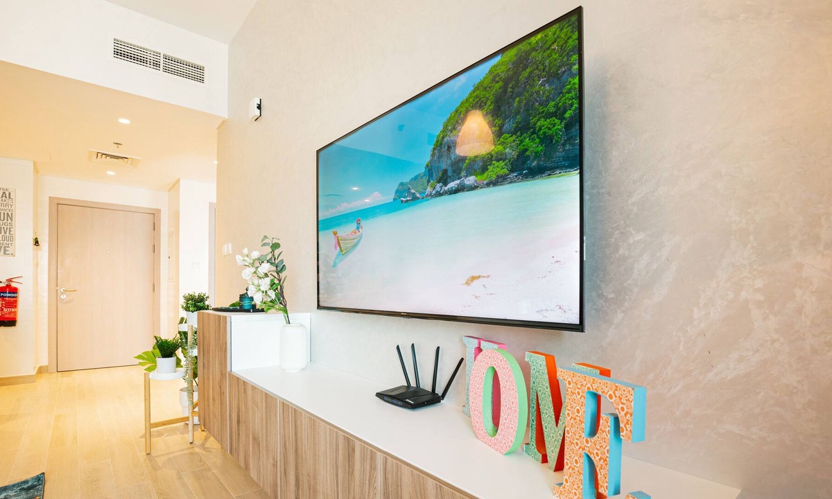 Al Raha Beach Apartment | Sea World location! spacious apartment, fully furnished, sleeps 4