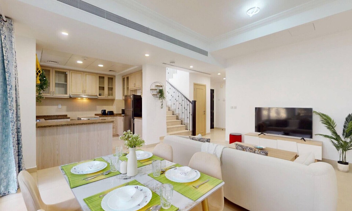 Dubai House | Serene 2 Bed Villa | Lush Garden l Family Friendly