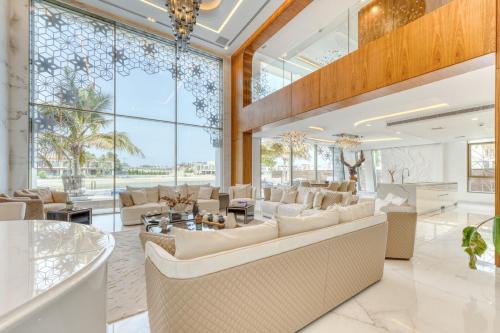 Palm Jumeirah Villa | Signature Palm Villa Frond G 6BDR Private Pool