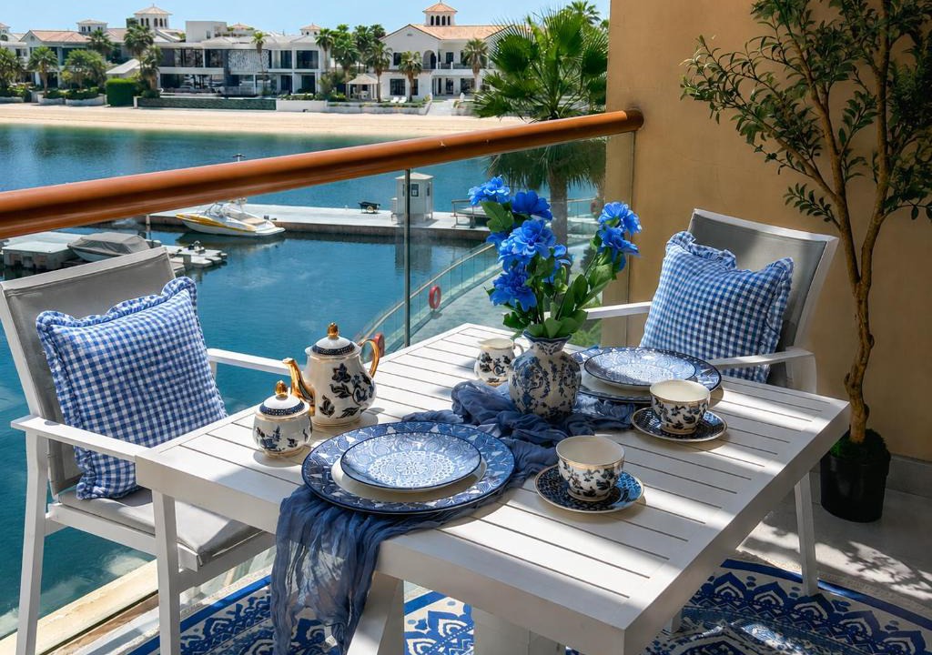 Palm Jumeirah Apartment | Signature Sunset Sea & Yacht View Studio, Palm Jumeirah by Green Sky Holiday Homes