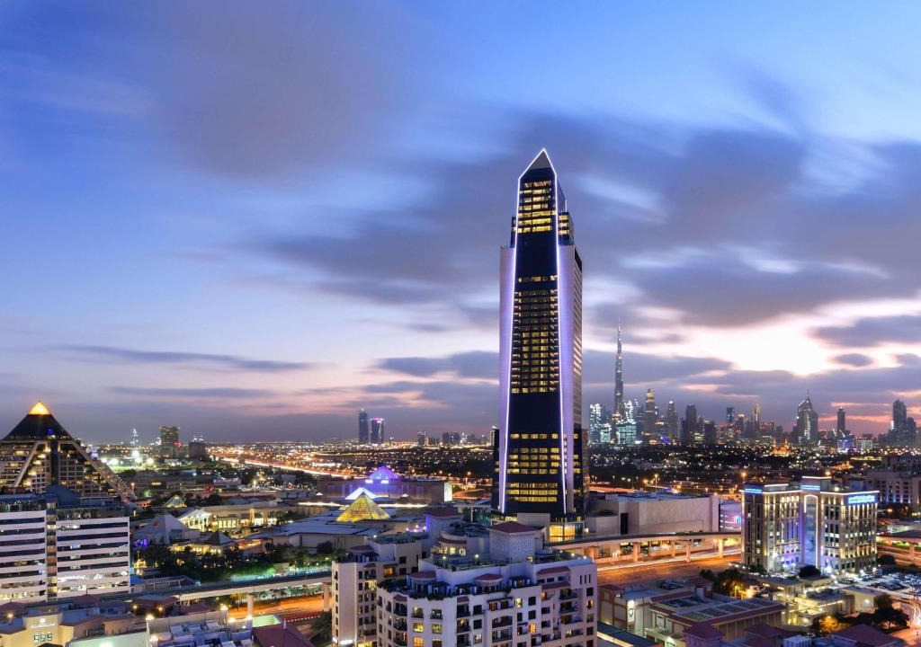 Bur Dubai Hotel | Sofitel Dubai The Obelisk
