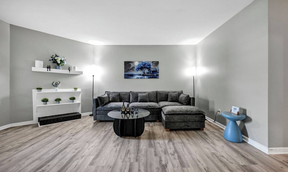 Dentsville Apartment | Southern Oasis-Modern Comfort, Minutes from Downtown