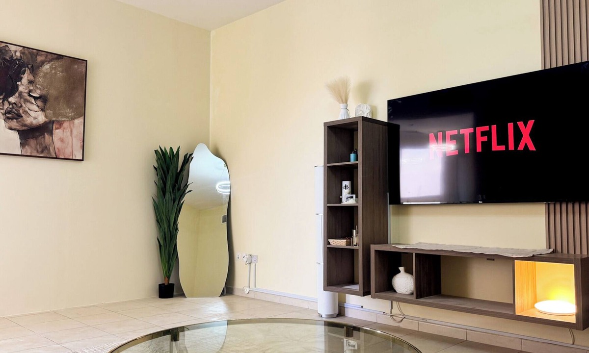 Baniyas East Apartment | Spacious 2BR Apartment ,3 Bathrooms ,Near Mall