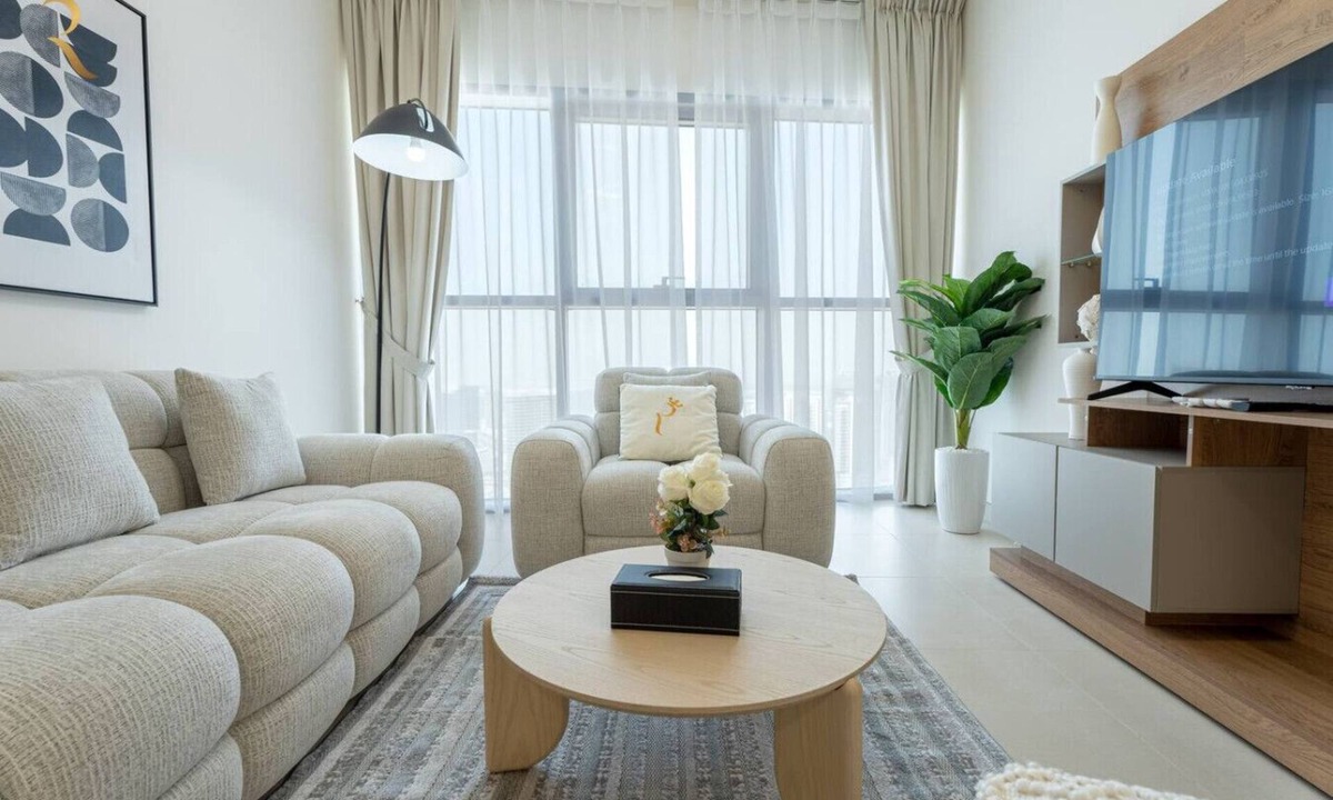 Abu Dhabi Apartment | Spacious 3BR Retreat Family-Friendly Stay, Al Reem