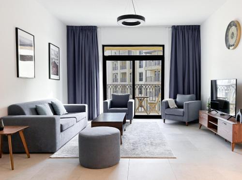 Umm Suqeim 3 Apartment | StoneTree - Furnished 1BR in Madinat Jumeirah