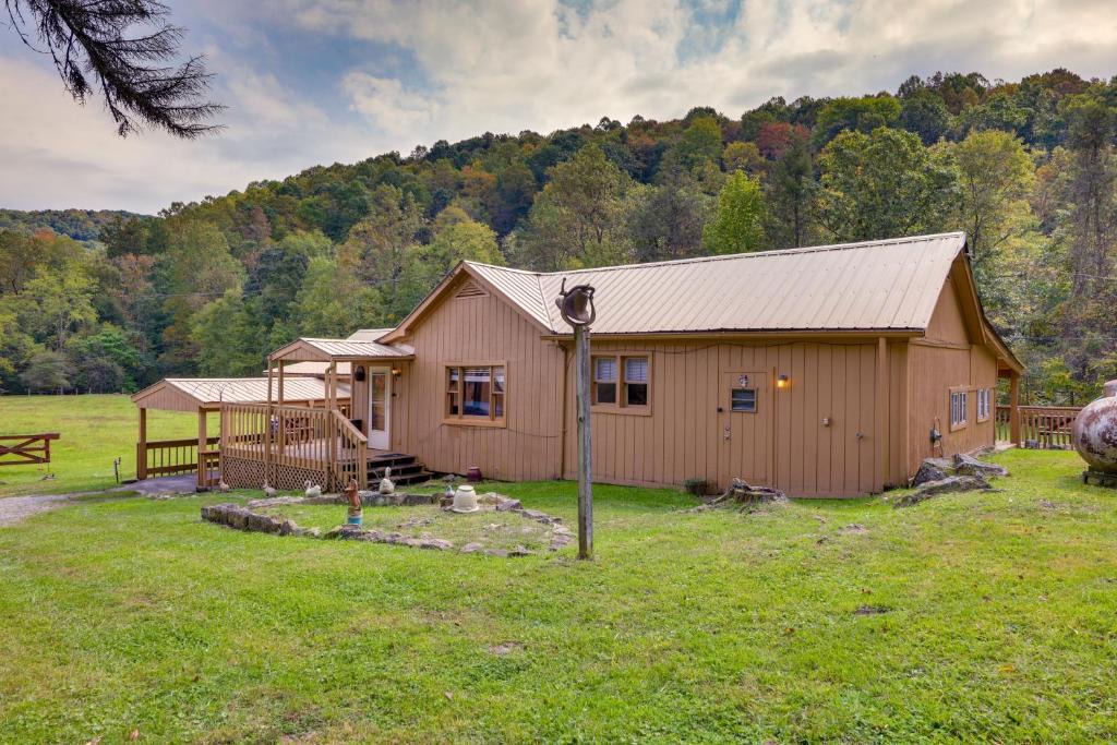 Tallmansville House | Streamside Tallmansville Retreat: Fish & Unwind