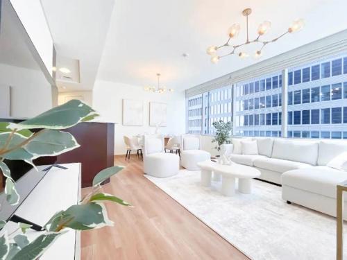 Bur Dubai Apartment | Stunning 2 bedrooms in Sky Gardens DIFC
