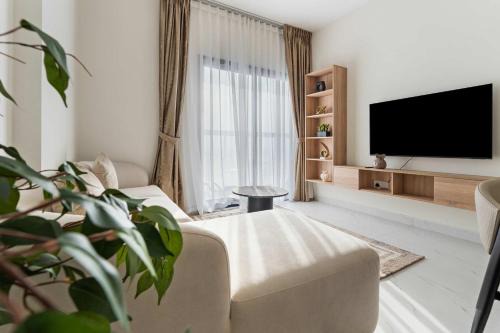 Jebel Ali Apartment | Stylish 1BR with Pool Gym & Metro Access