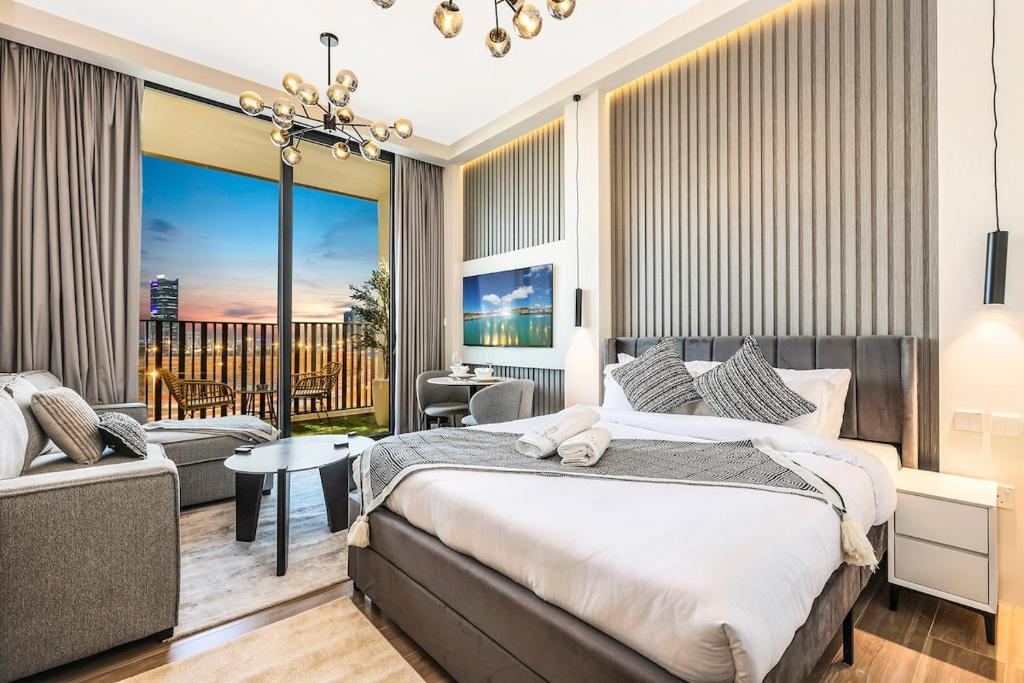 Jumeirah Village Circle Apartment | Stylish Studio in JVC with Pool, Gym, Balcony & Modern Comforts