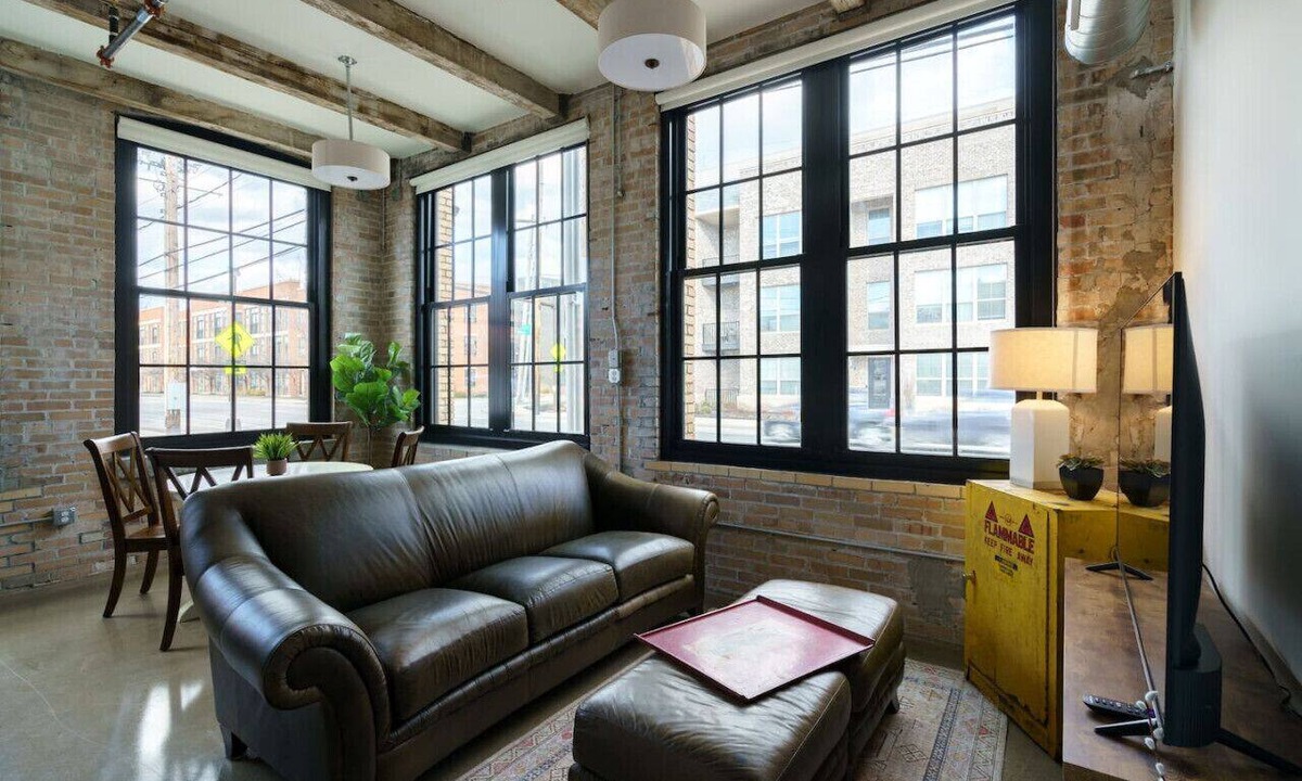 Italian Village Apartment | The Corner Suite - Renovated Factory Flat