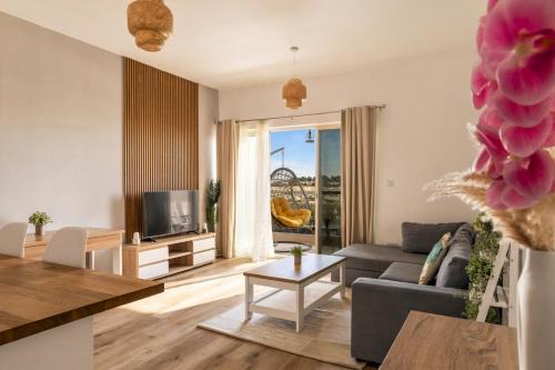 The Greens Apartment | The Greens 1BDR with Pool, Gym and Parking