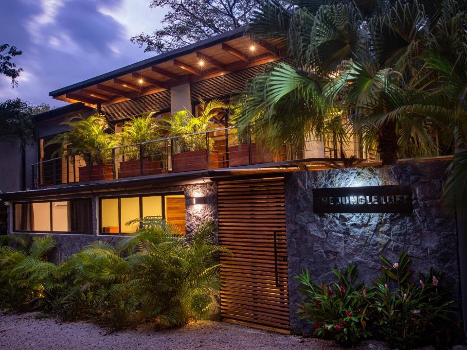 Nosara Villa | The Jungle Loft, 7 min Walk to Guiones beach + Jacuzzi