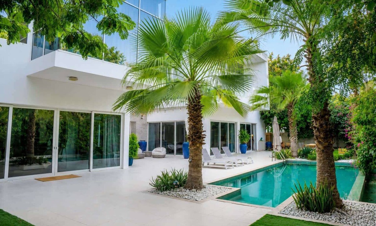 Dubai House | Tropical Calm: 4BR Villa + Private Pool, Al Barari