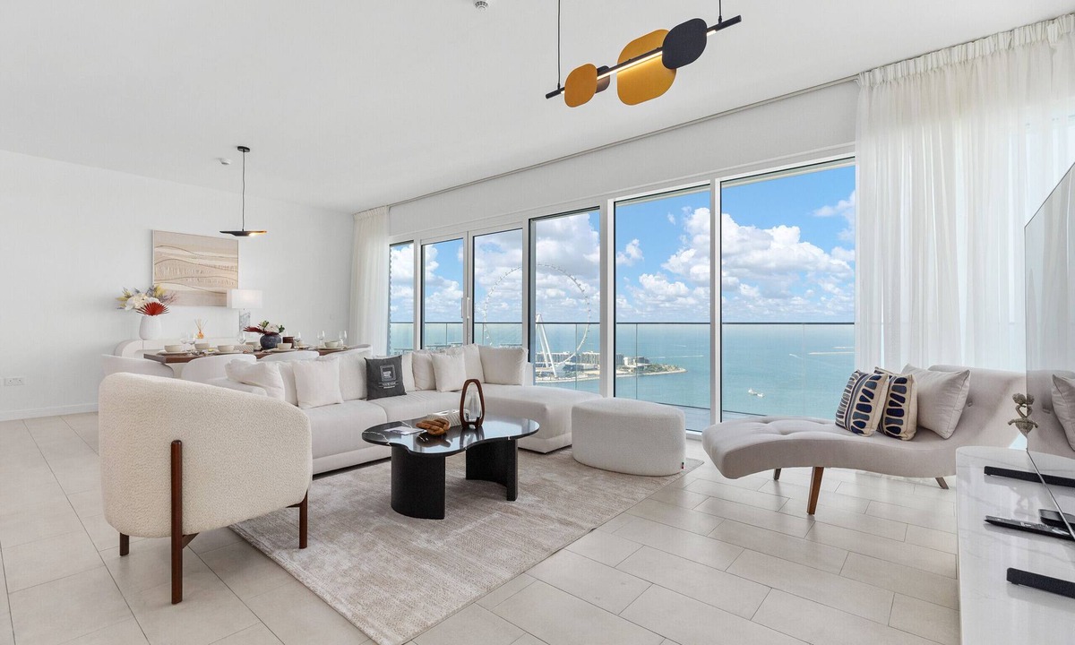 Jumeirah Beach Residence Apartment | Upscale Apt w/Open Sea and Bluewaters Vws in JBR