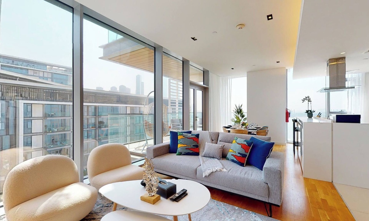 Dubai Apartment | Vibrant 2BR Retreat | Modern Interior and Sea Views