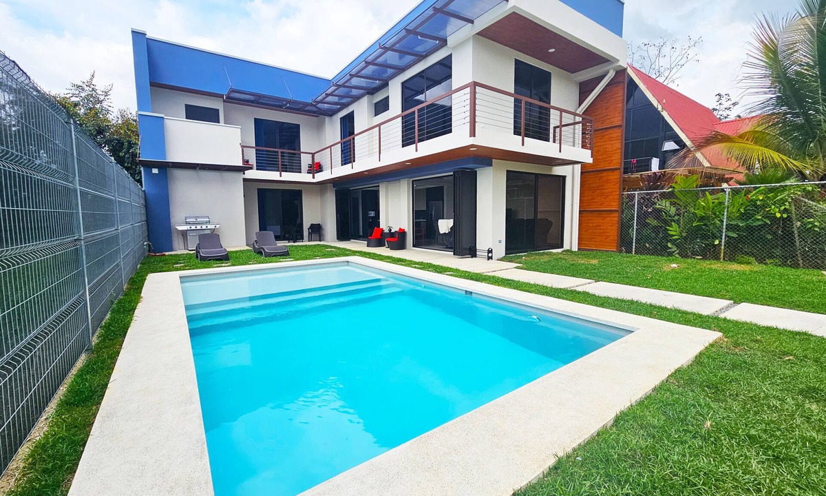 La Fortuna Villa | Villa Mandala La Fortuna - Families & Friends Getaway!