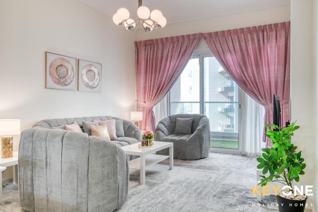 Dubai Apartment | Viridis Living Chic and Spacious 1BR