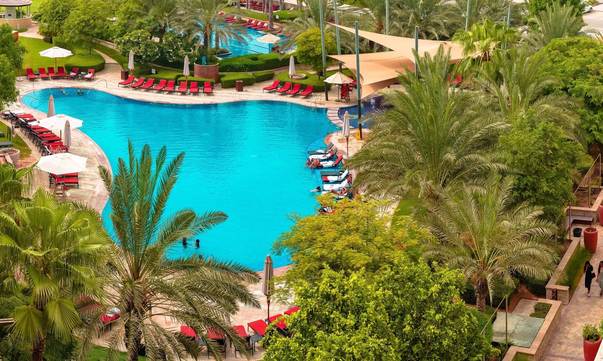 Khalifa City Hotel | VOGO Abu Dhabi Golf Resort & Spa