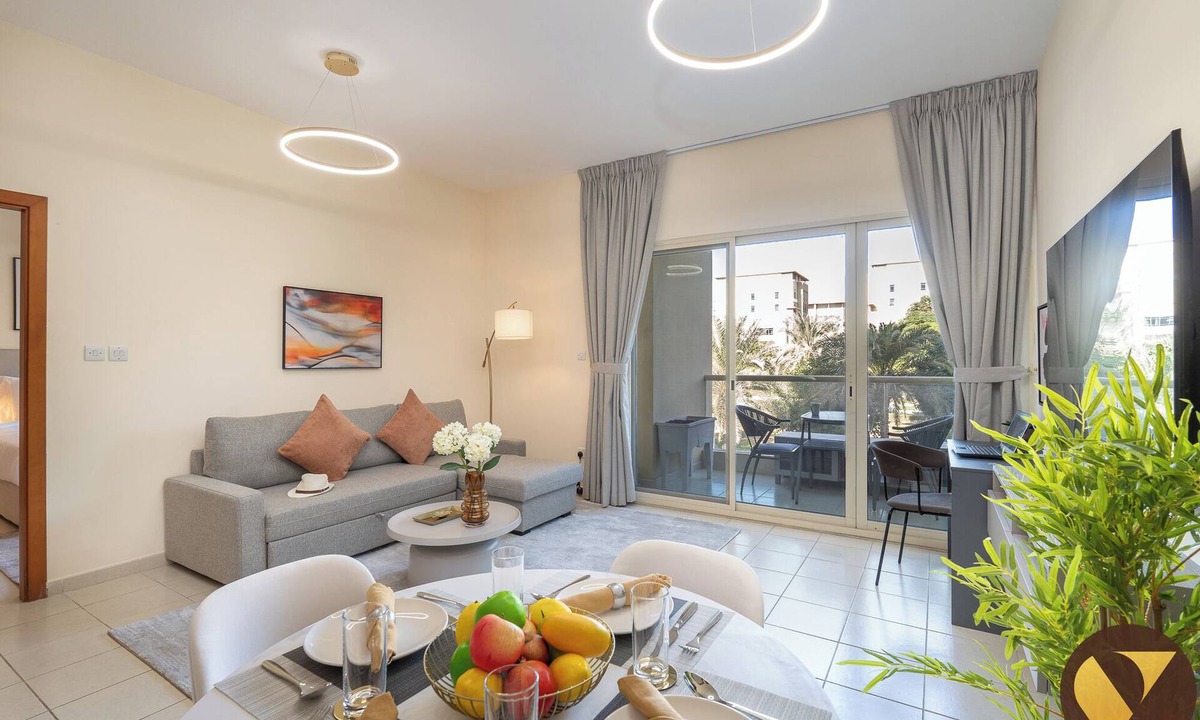 The Greens Apartment | Vogue | Al Dhafrah 2 Greens near Mall of Emirates