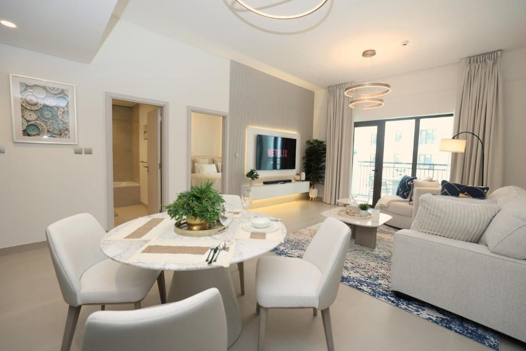 Abu Dhabi Apartment | Yas Island Luxury Resort Living w/Pool & Golf View