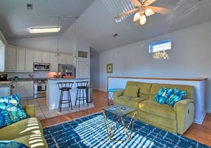 1/2 Mi to Riverwalk! Historic Dtwn Southport Condo