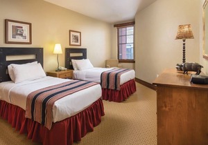 30% off Instant Booking Waldorf Gondola 3BR/3BA Fri 3/22/2024 - Sat 3/30/2024