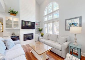7621 Huntington Villas
