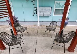 Anchor by Pleasure Pier #9: Updated Condo Community, Heart of the City