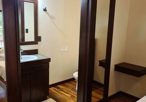 Cahuita Queen Room at Hona Beach Hotel