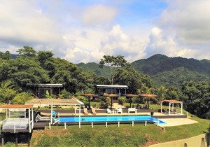 La Colina Pura Vista -B&B- wood cabins on Pacific