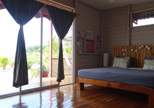 La Colina Pura Vista -B&B- wood cabins on Pacific