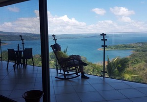 LAKE ARENAL VIEWS NEW CONDO 1B/1 B FULL KITCHEN