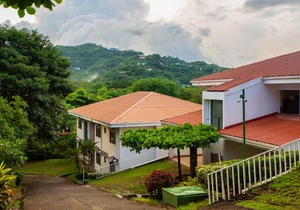 Ocotal Beach Front Condo #41
