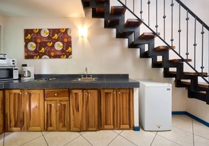 Only 350 meters from Tamarindo beach and downtown. In quiet and safe area.