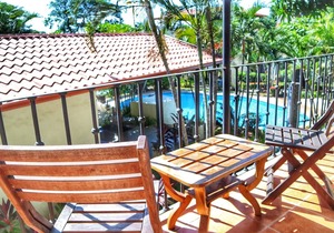 Refreshed 2 bedroom with Rooftop Terrace & BBQ