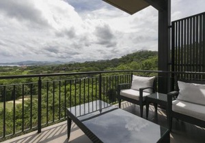 Roble Sabana 304 Luxury Apartment - Reserva Conchal