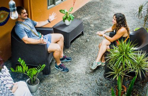 Barrio Pilo Hostel | Alpha Arenal Hostel