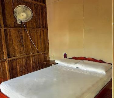 Barrio Pilo Hostel | Alpha Arenal Hostel