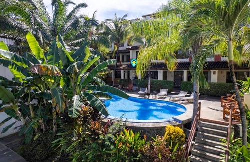 Coco Sunset Hills Apartment | Apartment ∙ 2 bedrooms ∙ 5 guests