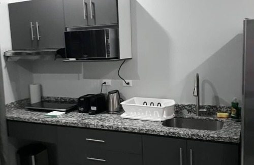 Tamarindo Apartment | Casita: 1 queen bed studio w/kitchen