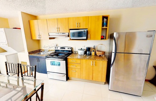 Barrio Santa Lucia Apartment | Condominium 5 Minute Walk to Jaco Beach