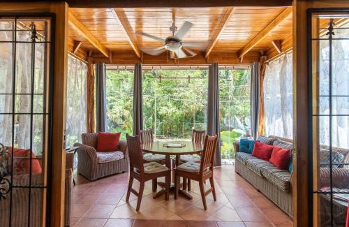 Nosara House | Cozy Beach Casita - 4 Min Walk to the Beach