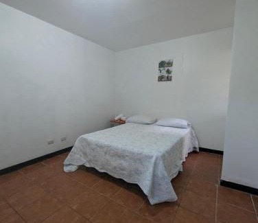La Guaria Hostel | Hotel de conveniencia Travesía urbana