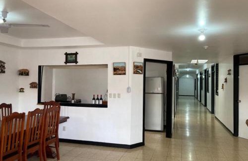 La Guaria Hostel | Hotel de conveniencia Travesía urbana