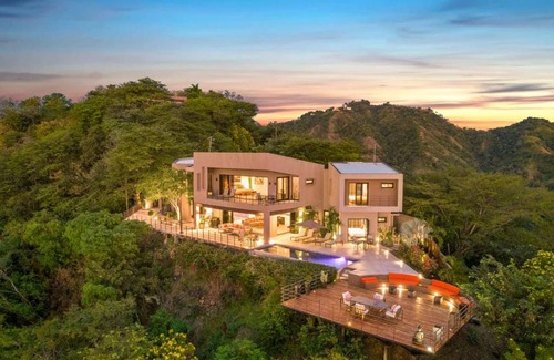 Potrero House | House ∙ 5 bedrooms ∙ 10 guests