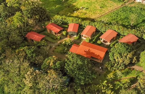 Guayabo Bed & Breakfast | LUMARA LODGE