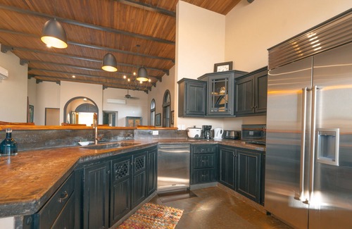 Ballena House | Magical sunset and ocean views! 4 en suites..