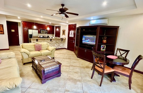 Jaco Condo | Stunning ground floor Condo near the pool