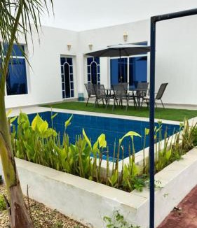 Salalah Ski Chalet | استراحة رذاذ جرزيز